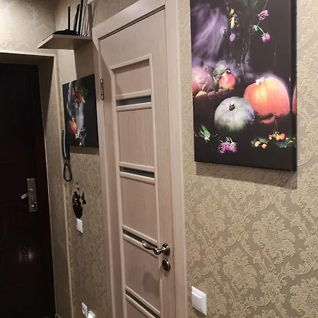 Station And Border Comfort Art And Cats комфорт у вокзала и границы арт и кот *
